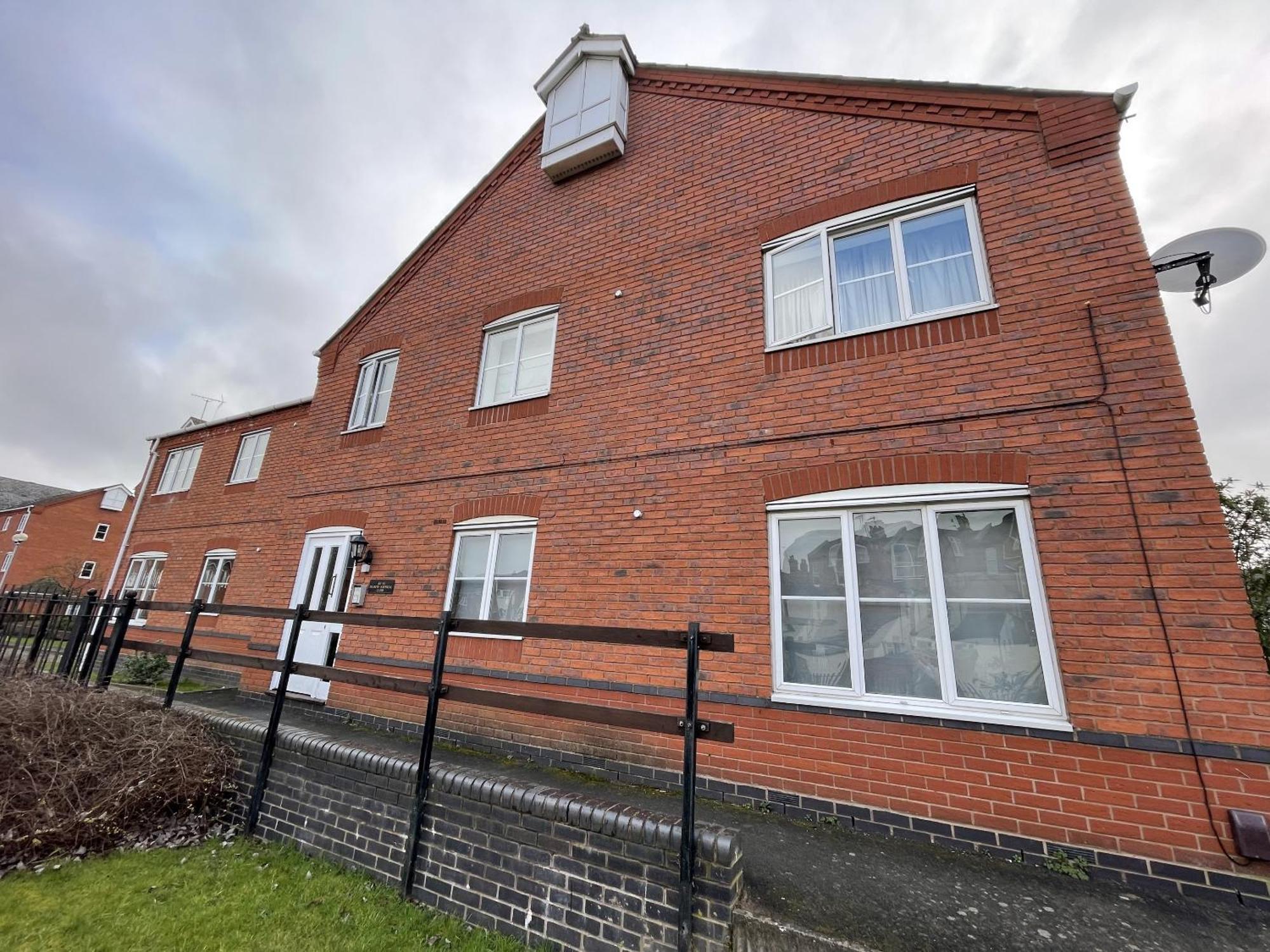 No50 - 2-Bed Boutique Apartment - Hosted By Hutch Lifestyle Leamington Spa Exterior photo